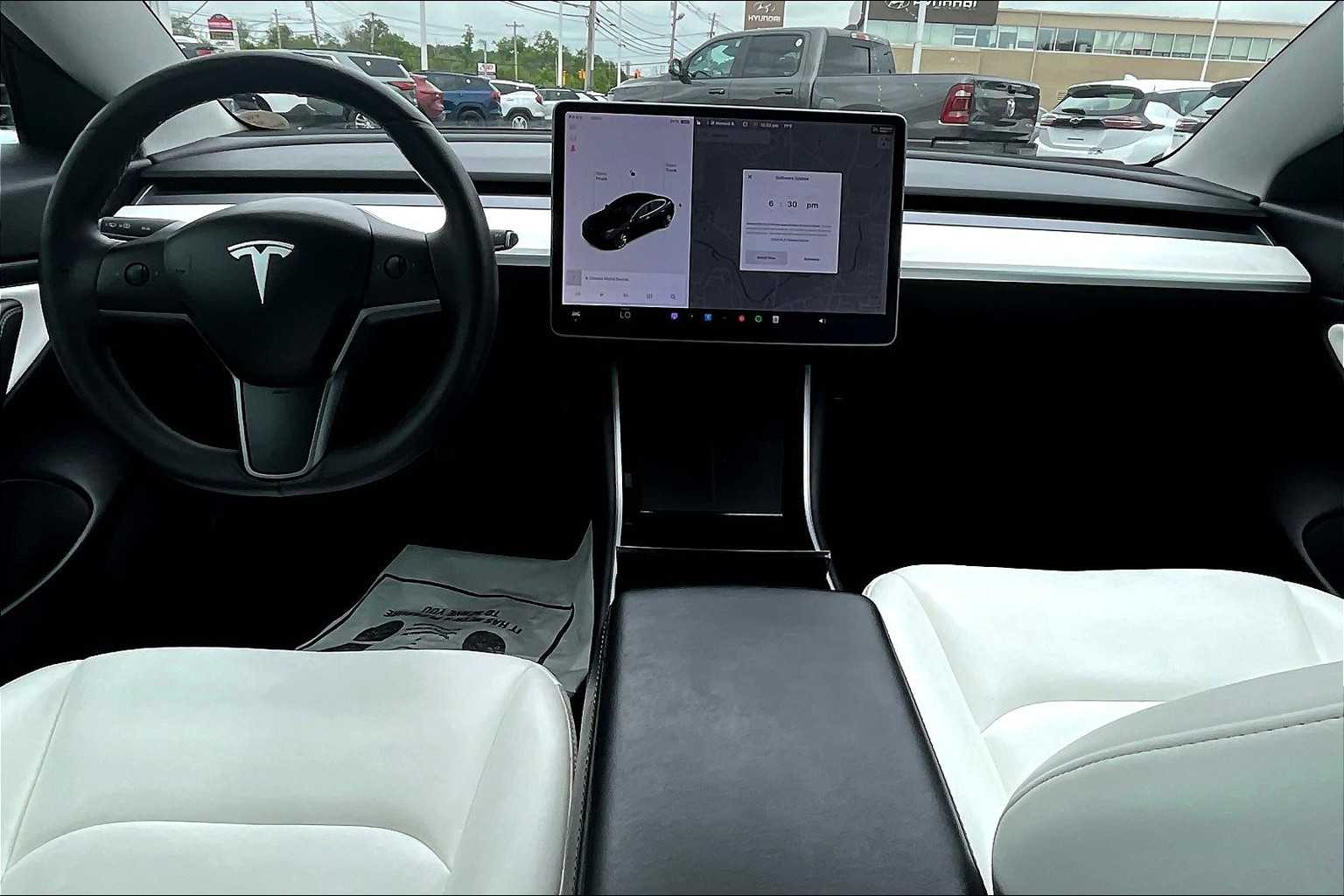 2020 Tesla Model 3 Standard Range Plus - Photo 21