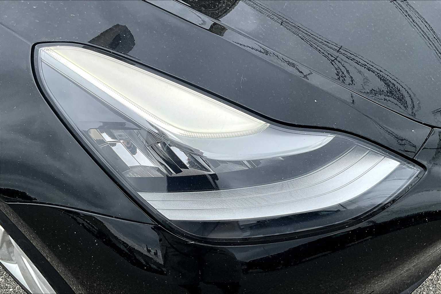 2020 Tesla Model 3 Standard Range Plus - Photo 29