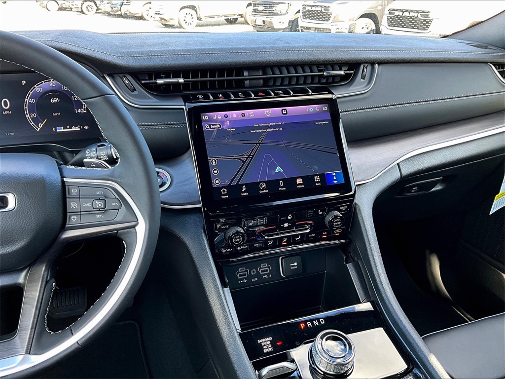 2025 Jeep Grand Cherokee L Limited - Photo 13