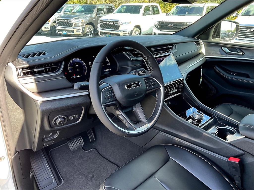 2025 Jeep Grand Cherokee L Limited - Photo 9