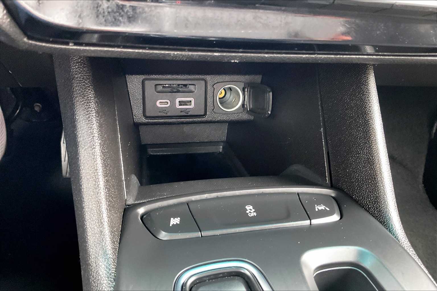 2023 Chevrolet Bolt EV 1LT - Photo 26