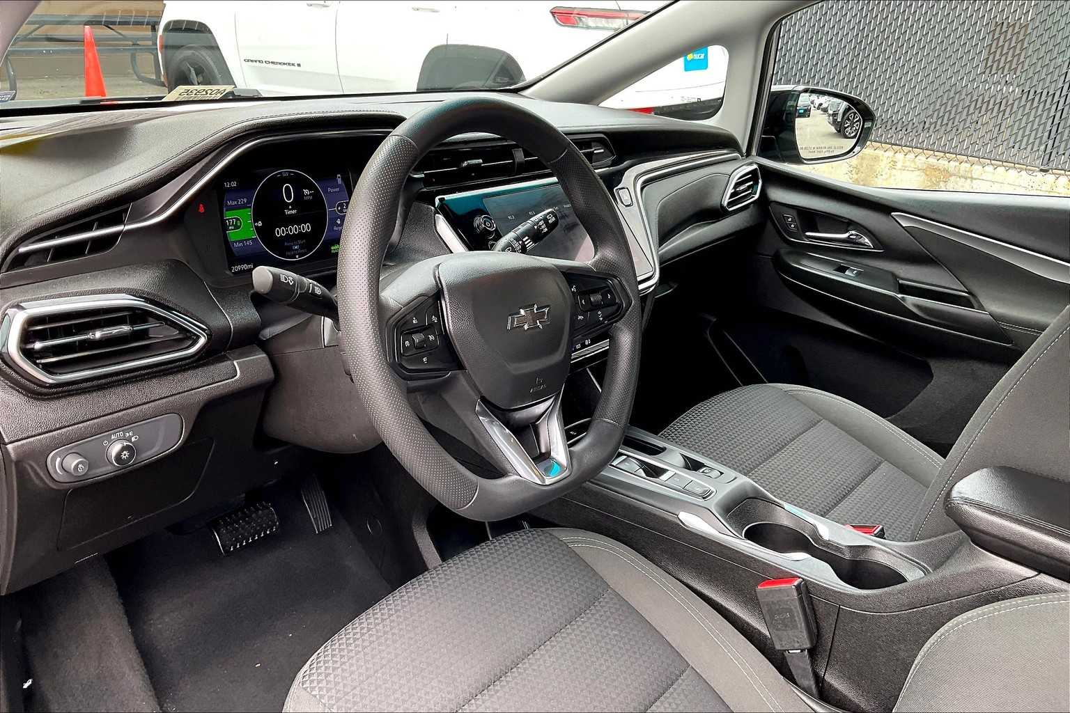 2023 Chevrolet Bolt EV 1LT - Photo 8