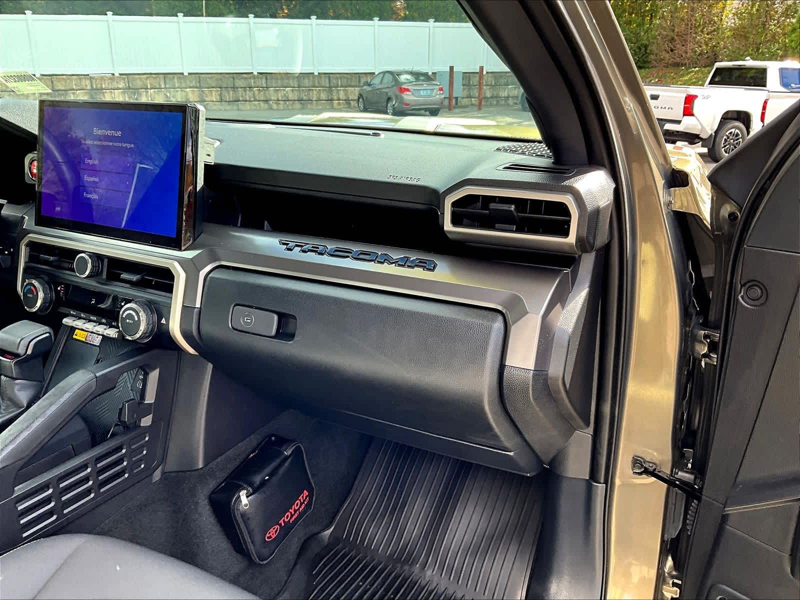 2024 Toyota Tacoma TRD Sport - Photo 13