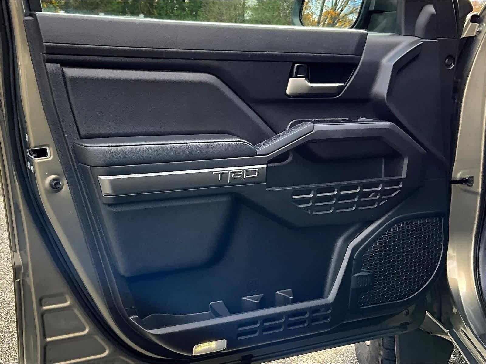 2024 Toyota Tacoma TRD Sport - Photo 9