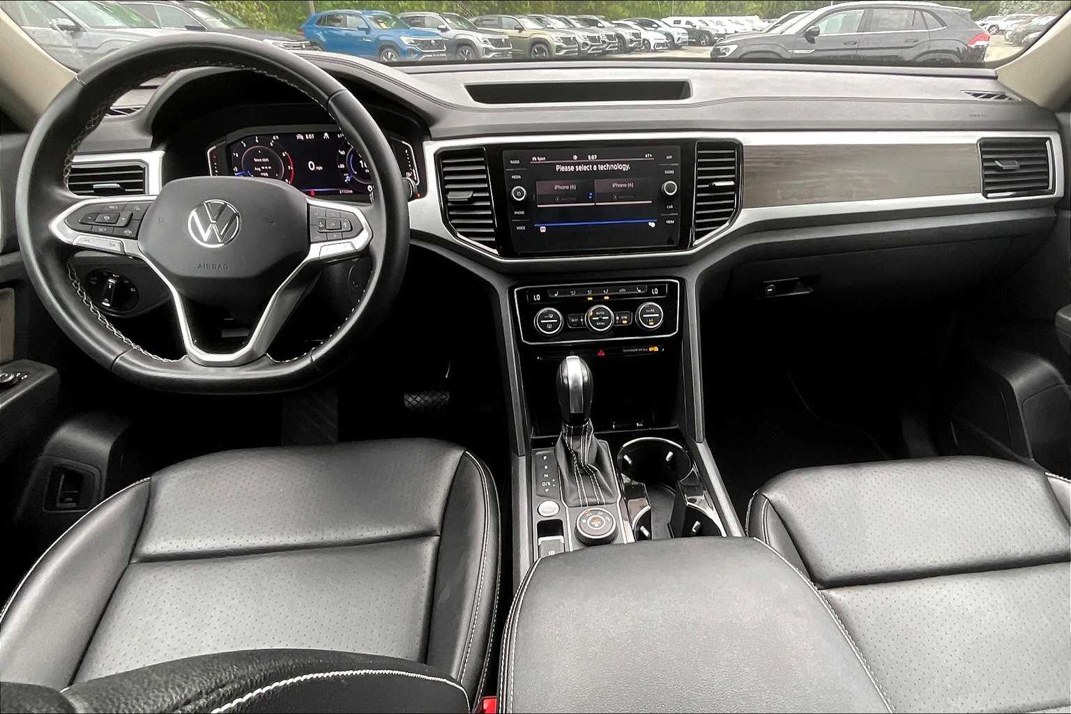 2022 Volkswagen Atlas 3.6L V6 SE w/Technology - Photo 22