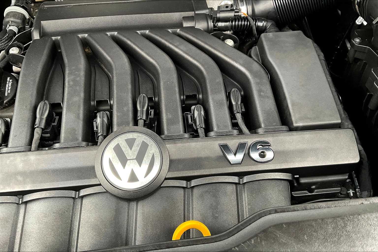 2022 Volkswagen Atlas 3.6L V6 SE w/Technology - Photo 34