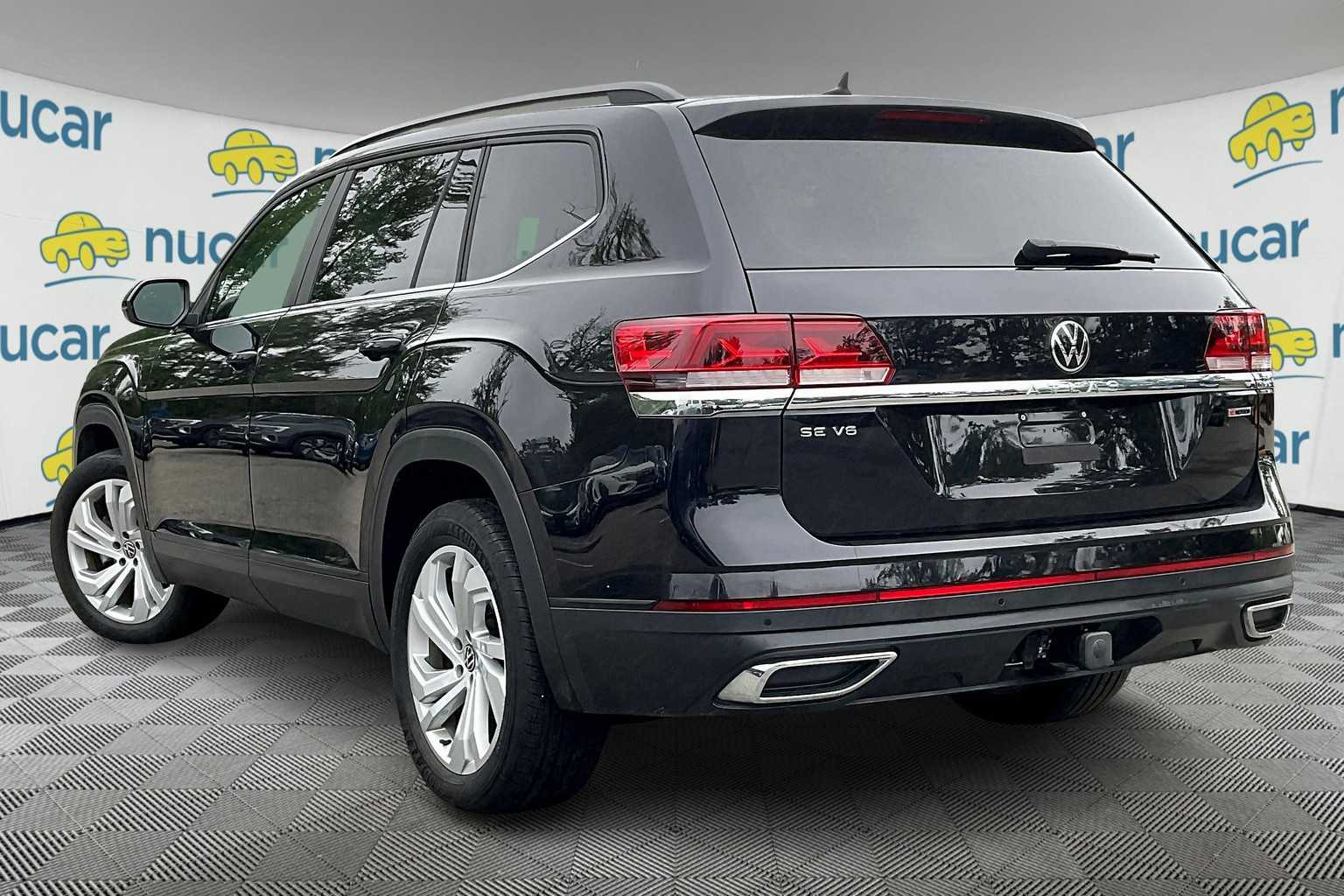2022 Volkswagen Atlas 3.6L V6 SE w/Technology - Photo 4