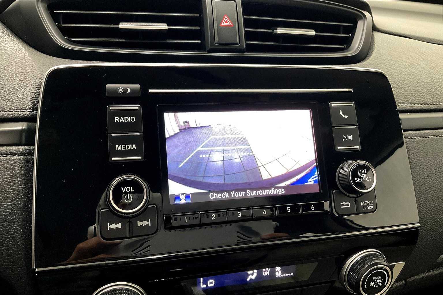 2019 Honda CR-V LX - Photo 18