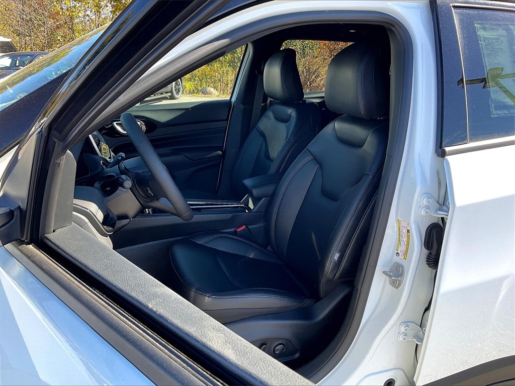 2026 Jeep Compass Limited - Photo 11