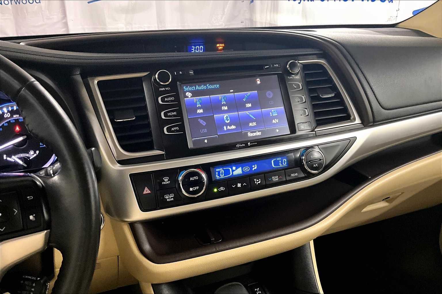 2015 Toyota Highlander XLE - Photo 19