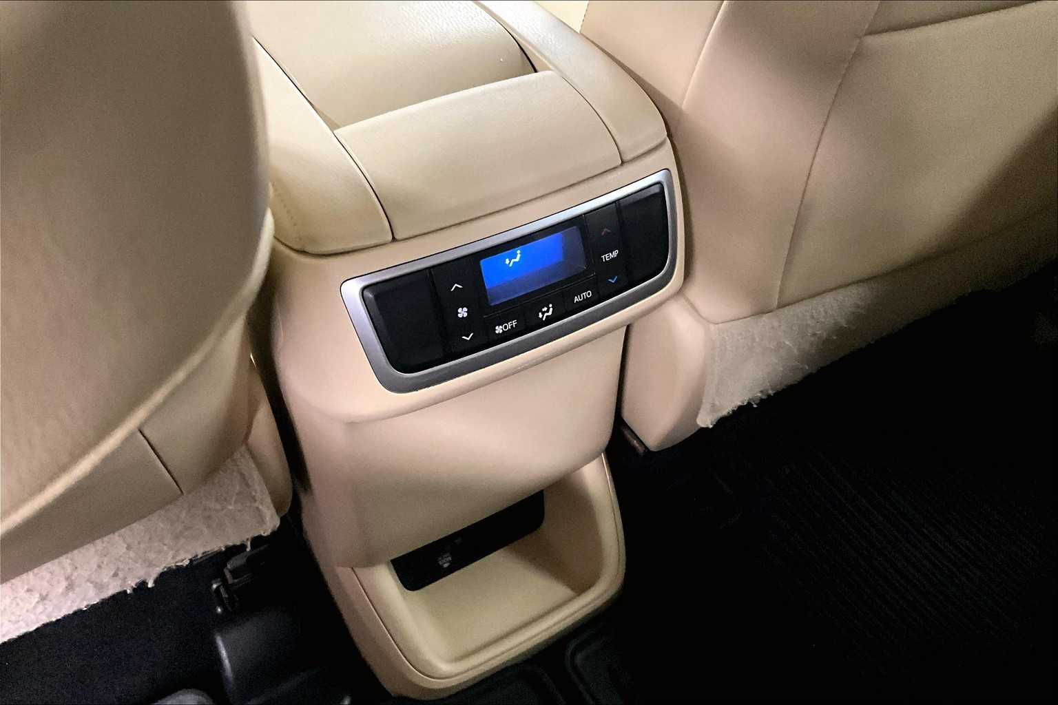 2015 Toyota Highlander XLE - Photo 29
