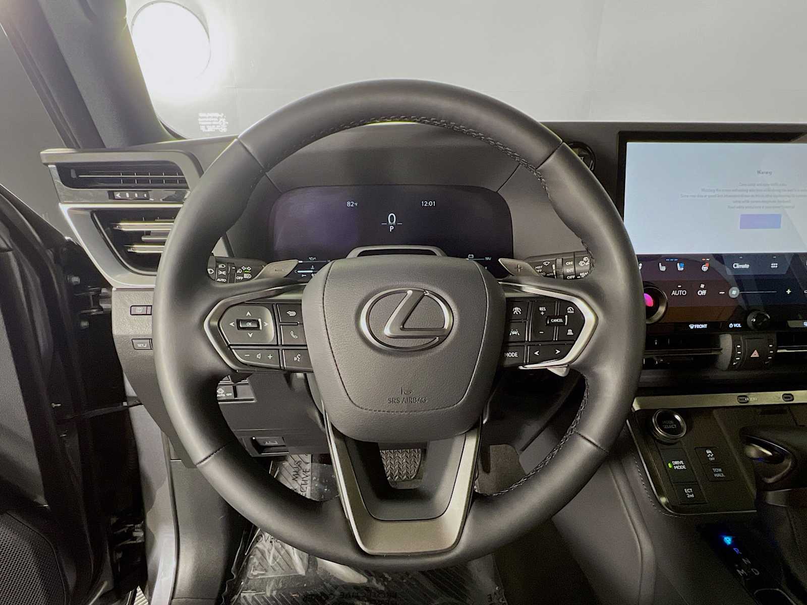 2024 Lexus GX GX 550 Luxury+ - Photo 11