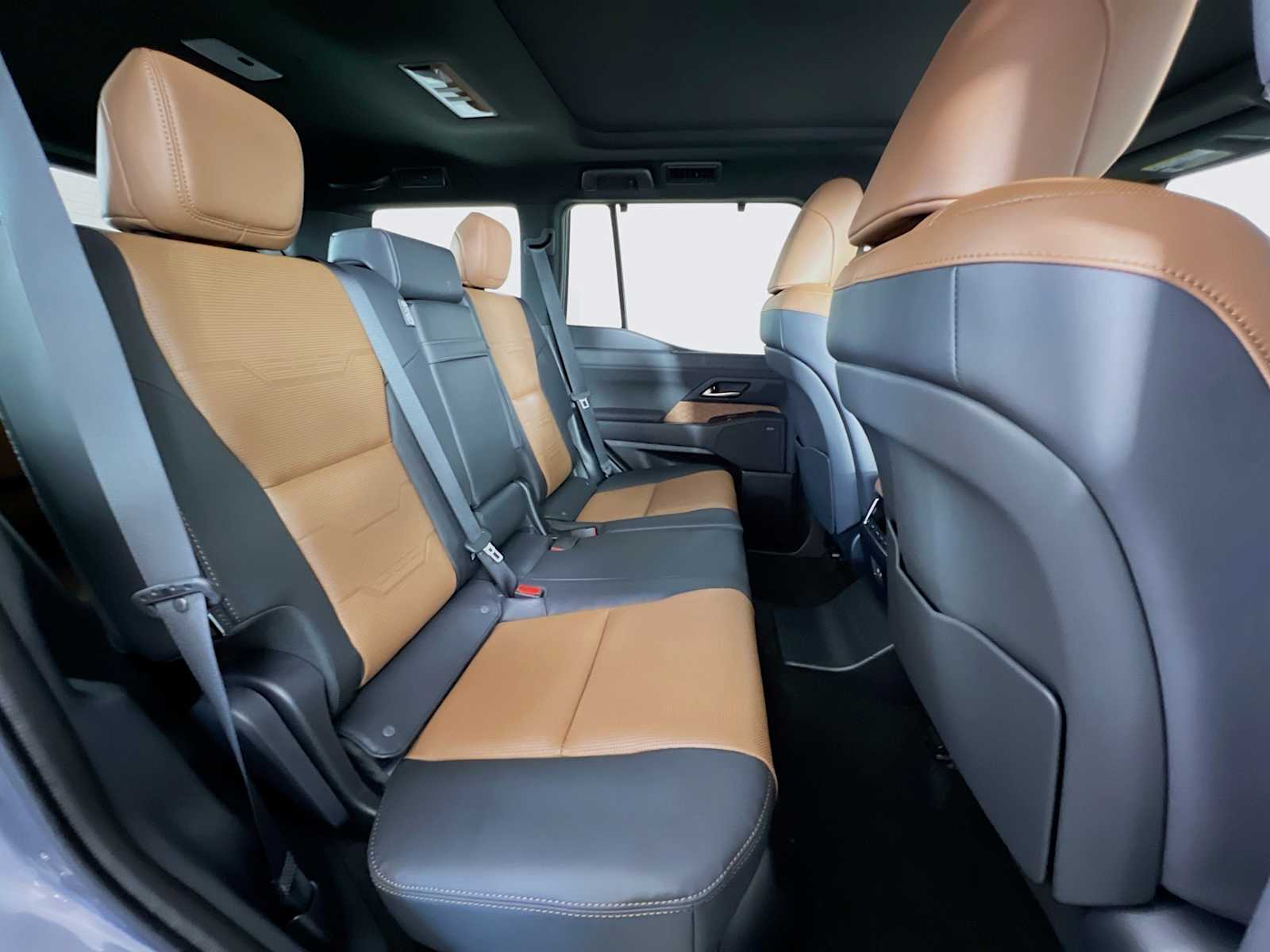 2024 Lexus GX GX 550 Luxury+ - Photo 29
