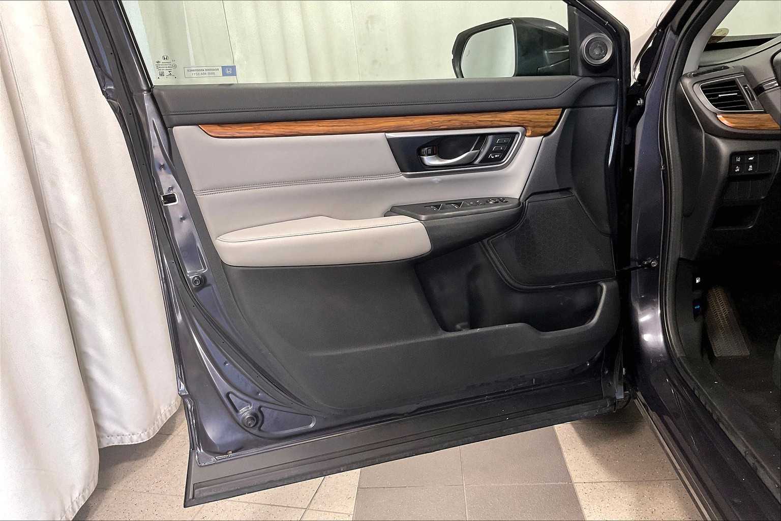 2017 Honda CR-V EX-L - Photo 9