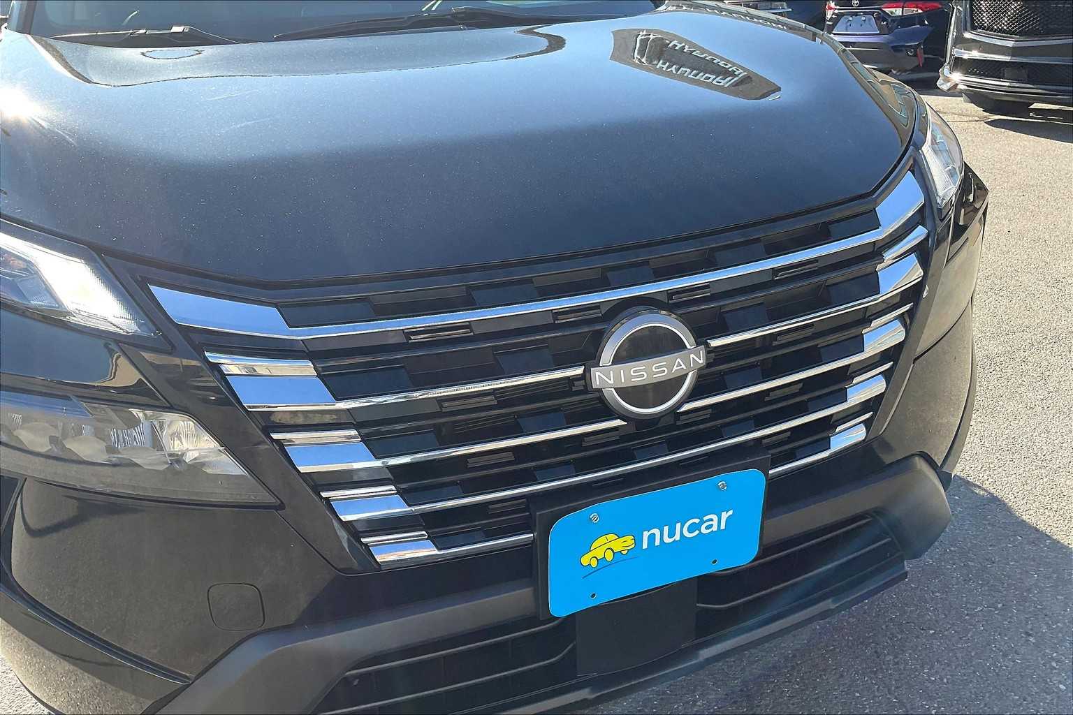 2024 Nissan Rogue SV - Photo 31