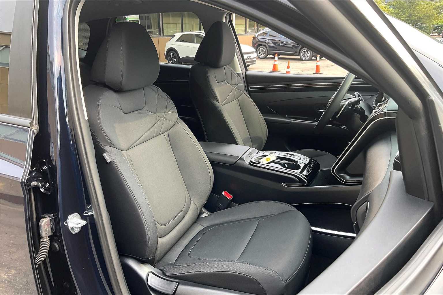 2023 Hyundai Tucson Plug-In Hybrid SEL - Photo 11