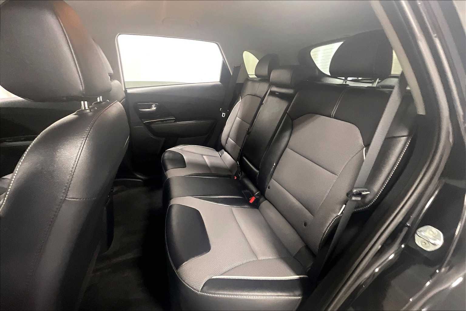 2022 Kia Niro EV EX - Photo 15