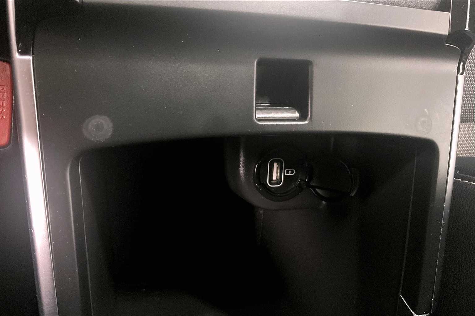 2022 Kia Niro EV EX - Photo 25