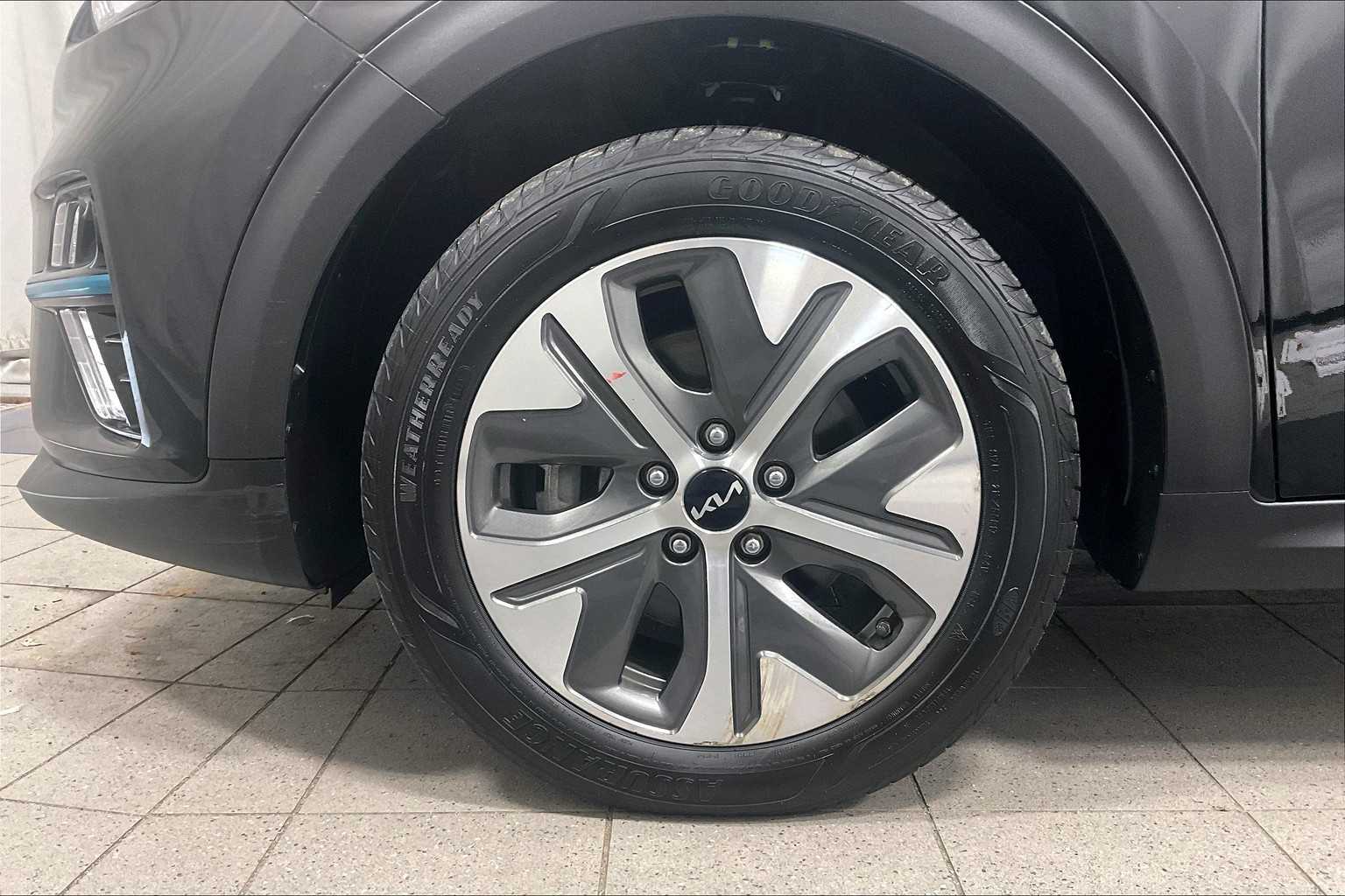 2022 Kia Niro EV EX - Photo 7