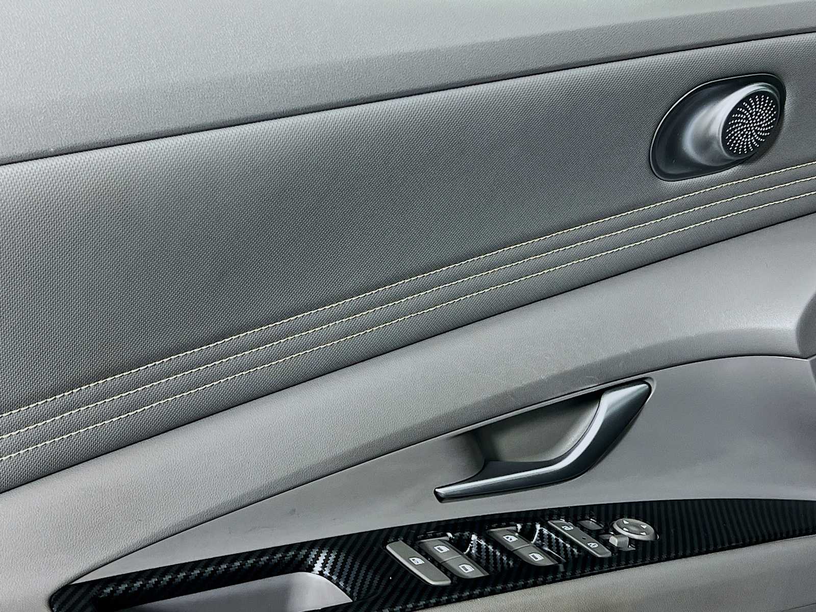 2023 Hyundai Elantra SEL - Photo 18