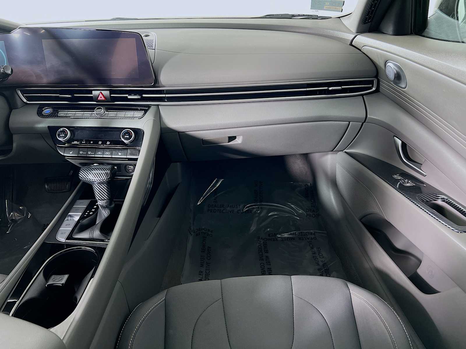 2023 Hyundai Elantra SEL - Photo 24