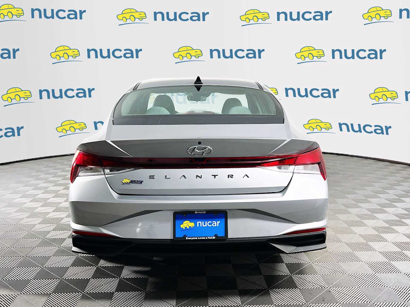 2023 Hyundai Elantra SEL - Photo 6