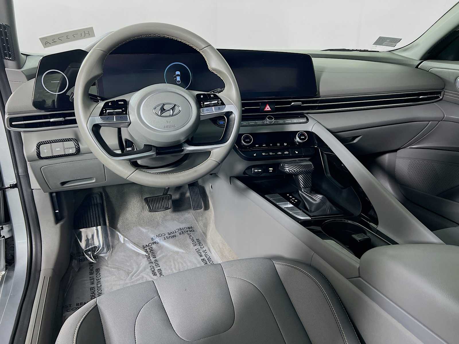 2023 Hyundai Elantra SEL - Photo 9