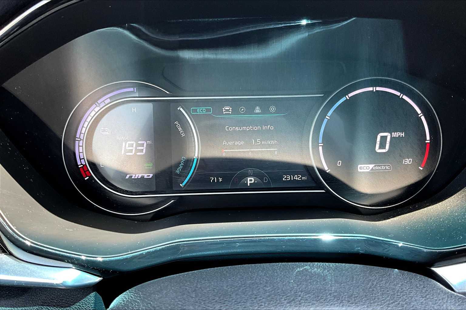 2022 Kia Niro EV EX - Photo 24