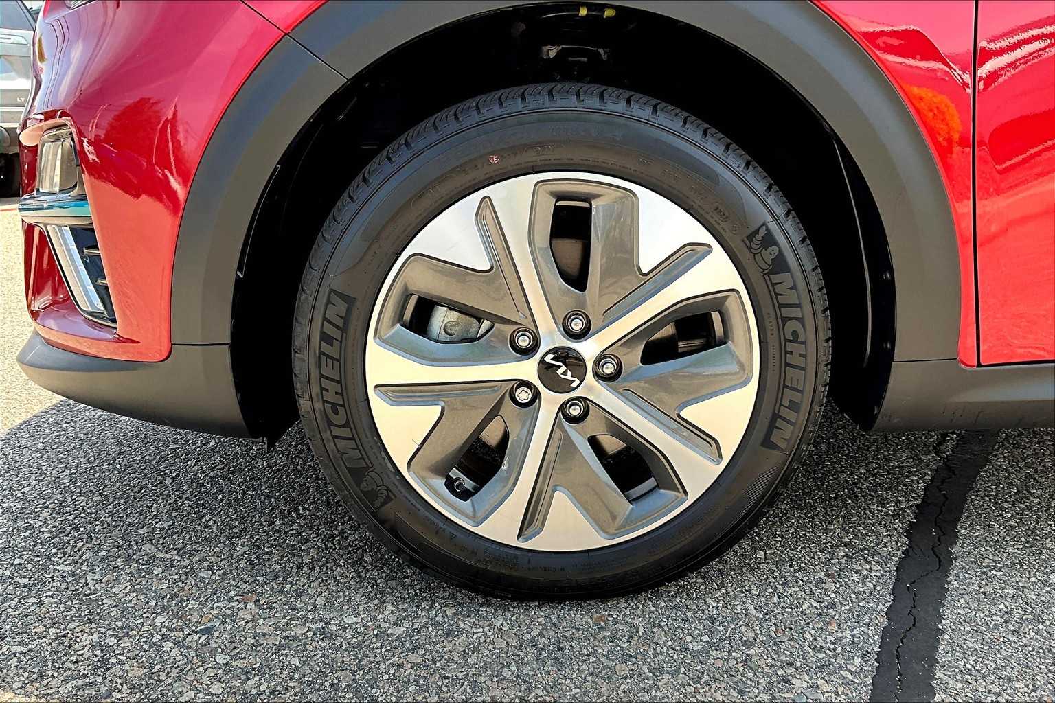 2022 Kia Niro EV EX - Photo 7