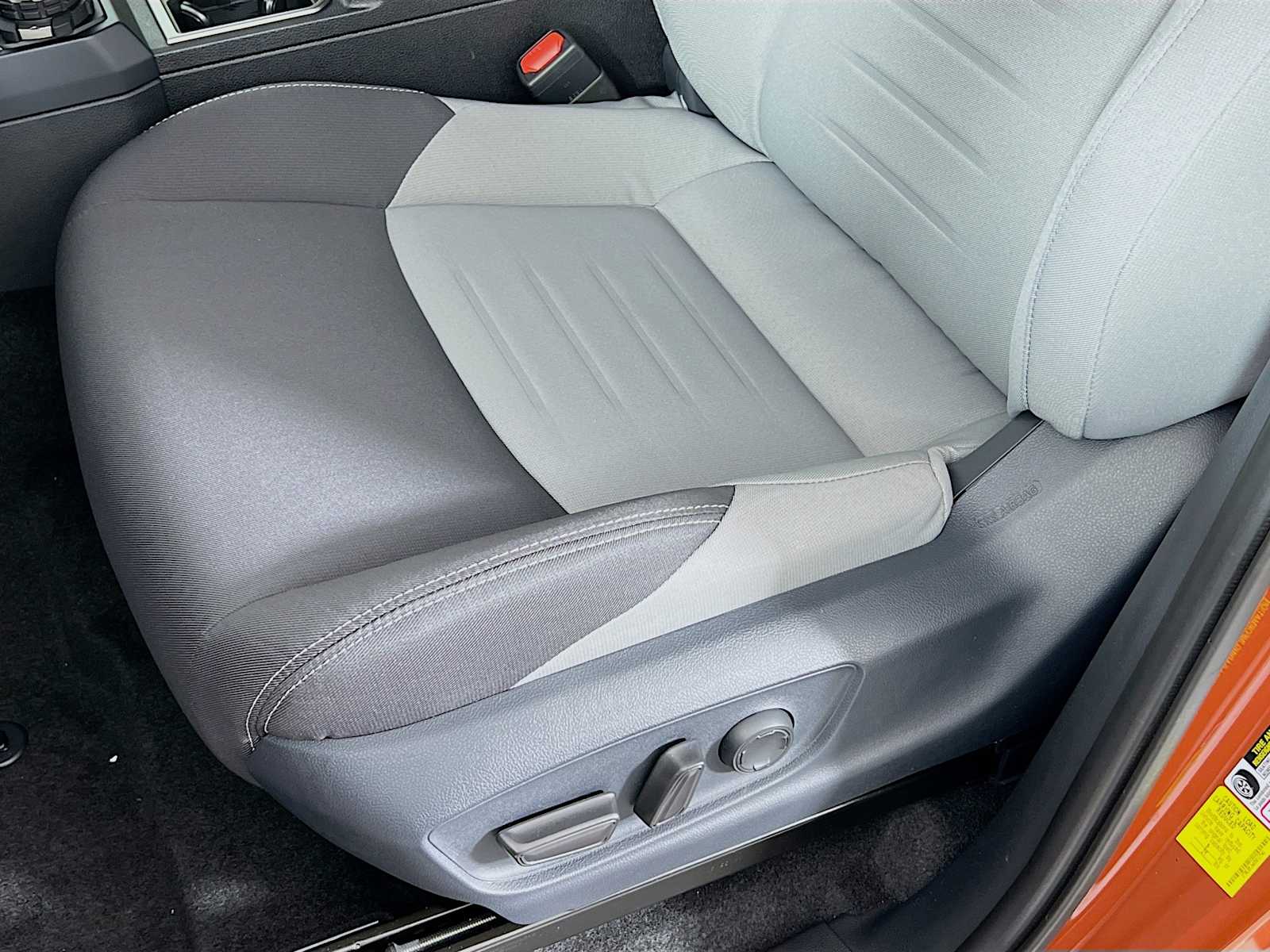 2025 Toyota Tacoma TRD Sport - Photo 16