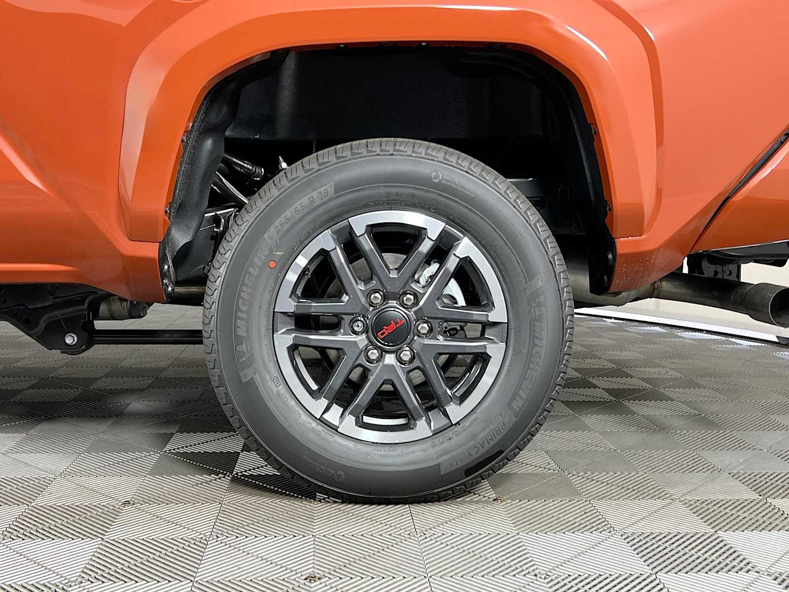 2025 Toyota Tacoma TRD Sport - Photo 18