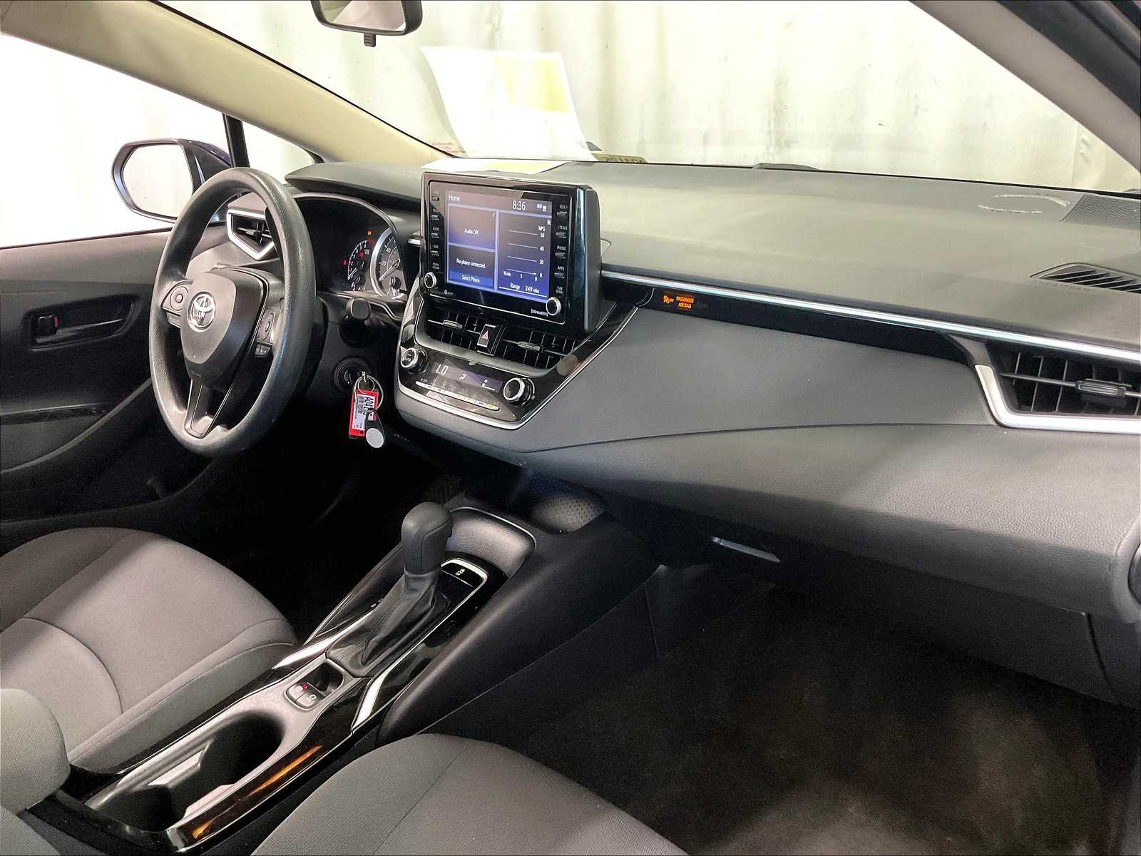 2022 Toyota Corolla LE - Photo 14