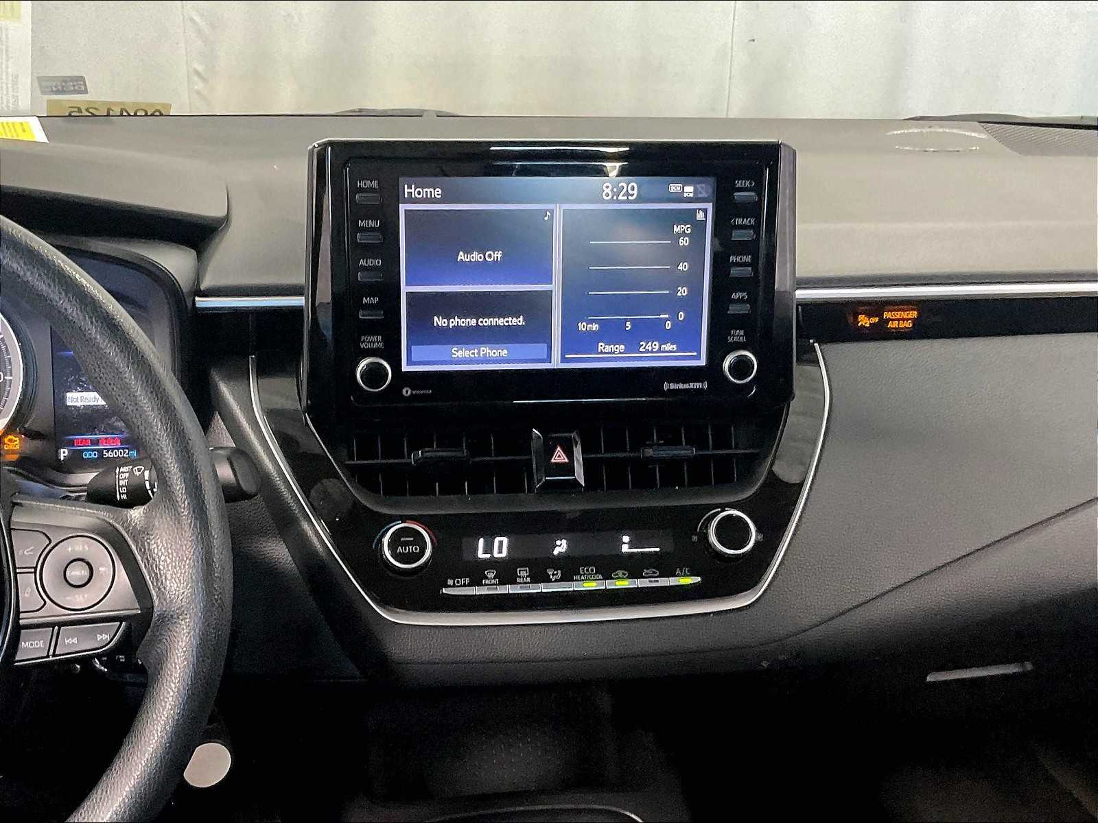 2022 Toyota Corolla LE - Photo 18