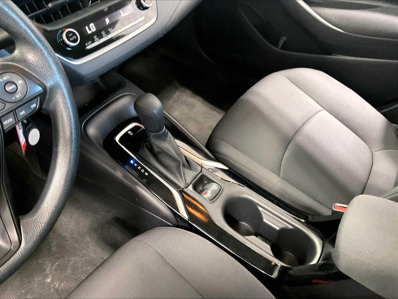 2022 Toyota Corolla LE - Photo 20