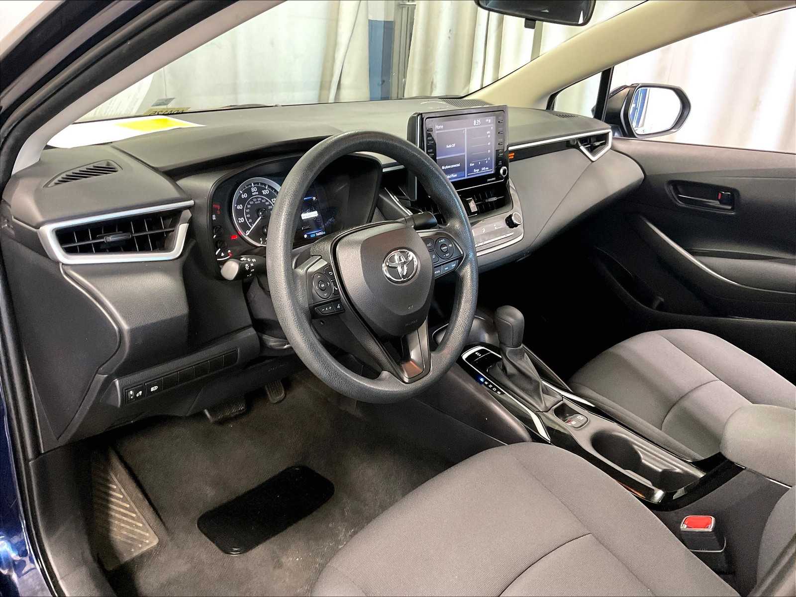 2022 Toyota Corolla LE - Photo 8