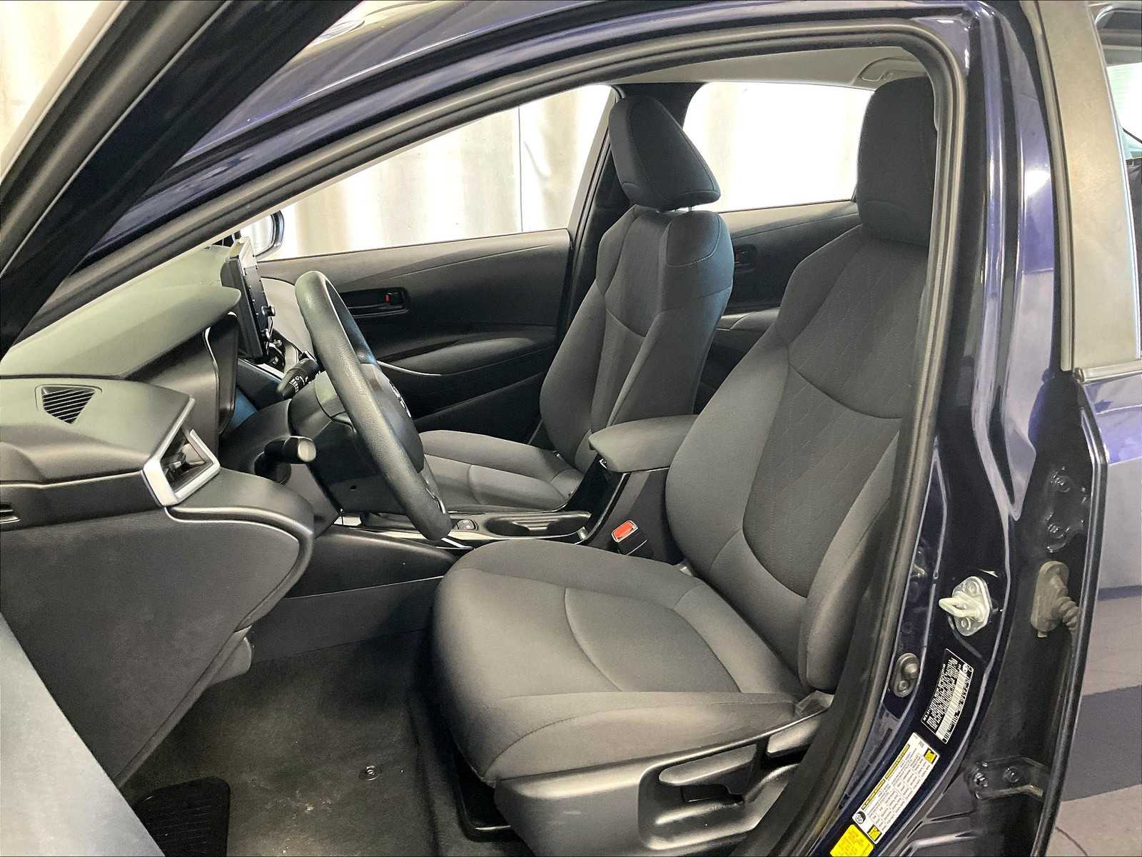 2022 Toyota Corolla LE - Photo 10
