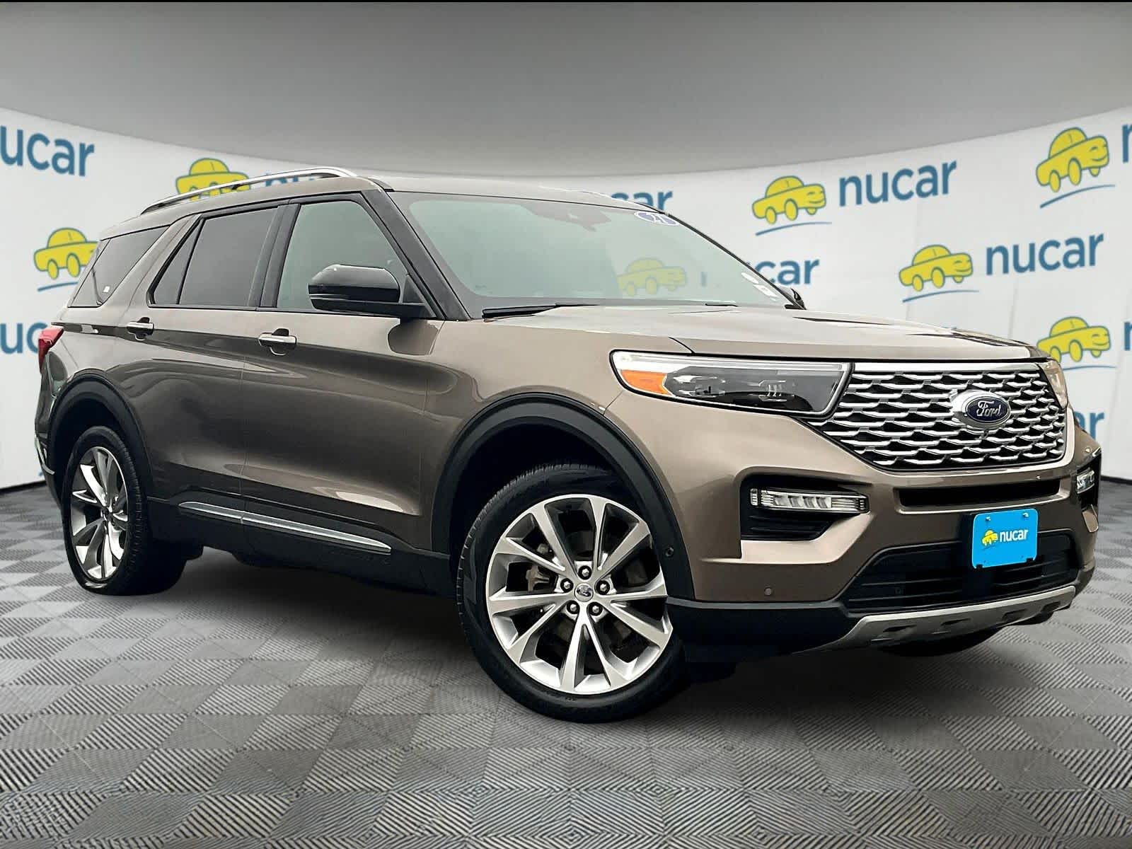 2021 Ford Explorer Platinum's photo