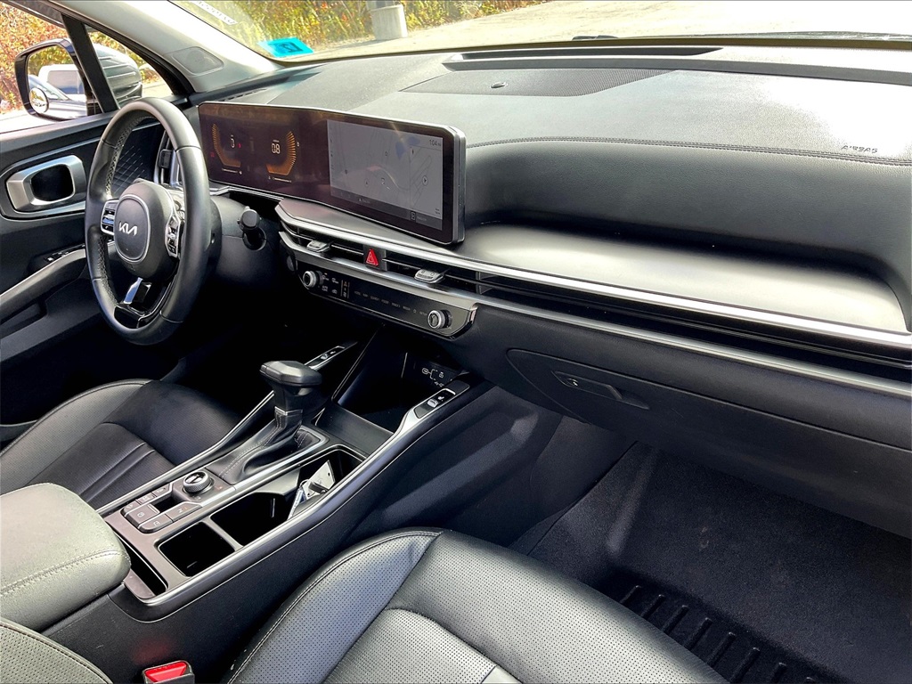 2024 Kia Sorento S - Photo 13