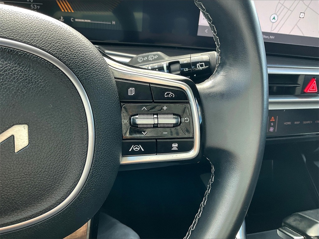 2024 Kia Sorento S - Photo 23