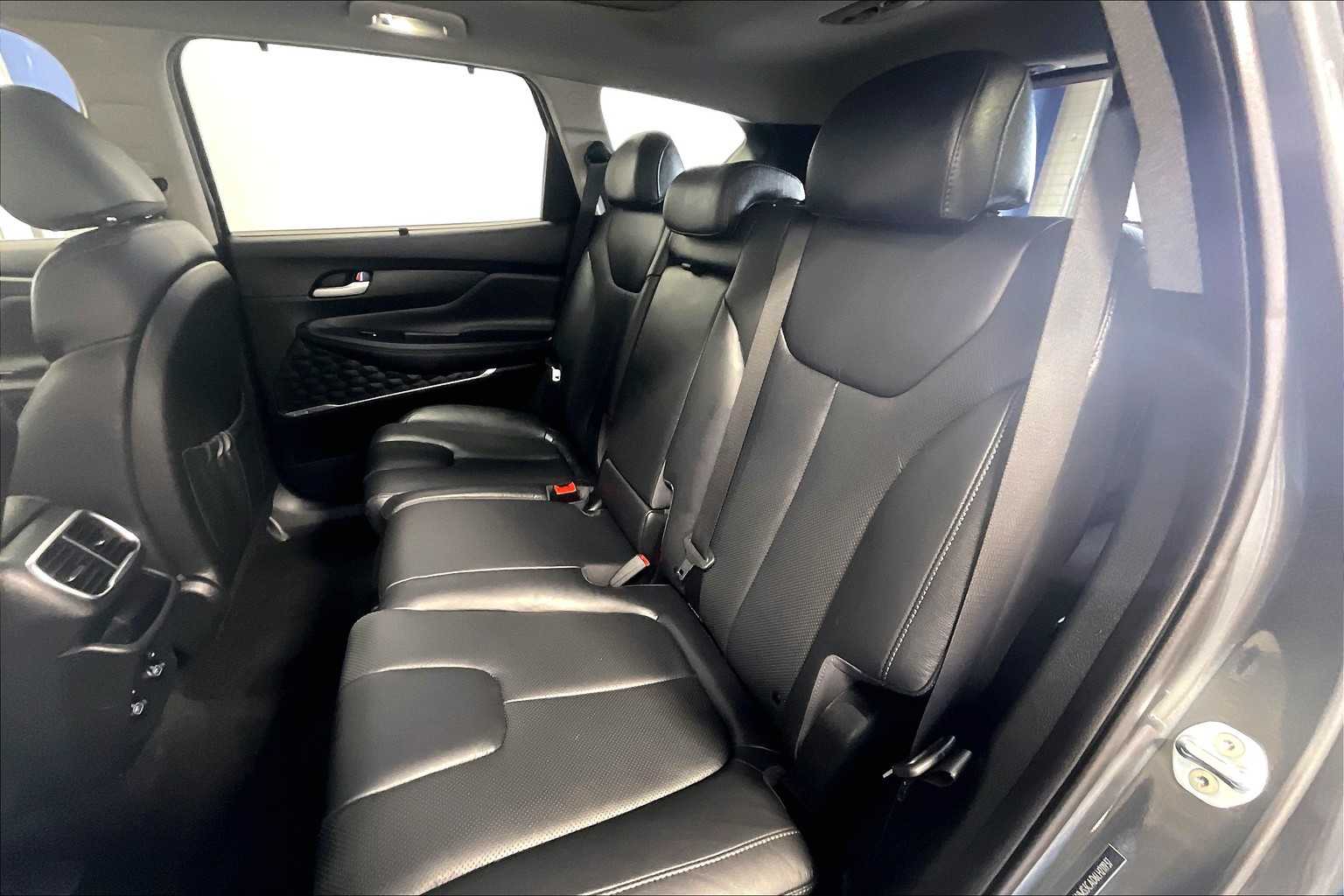 2020 Hyundai Santa Fe SEL - Photo 15