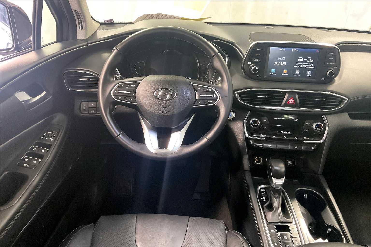 2020 Hyundai Santa Fe SEL - Photo 17
