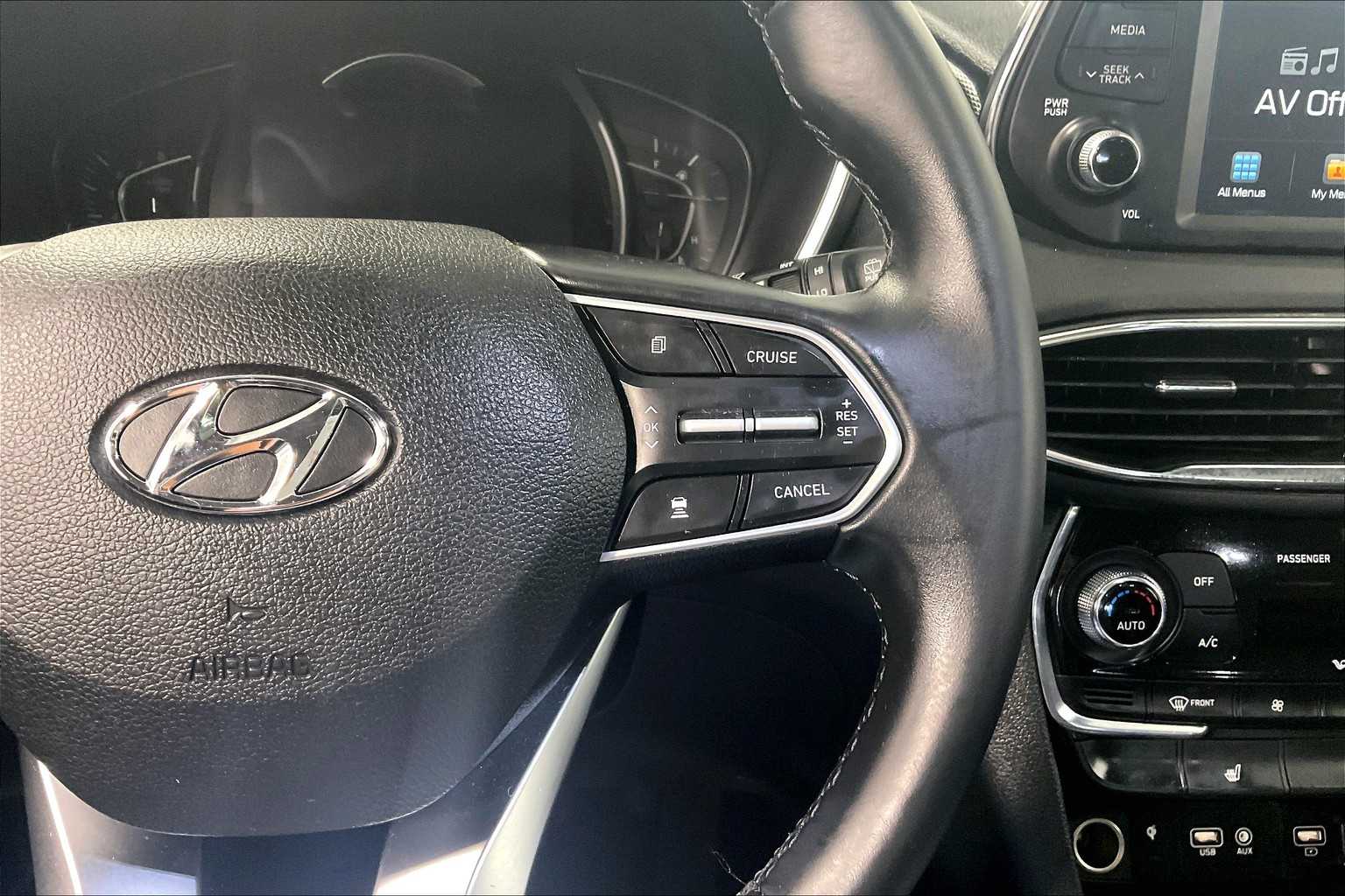 2020 Hyundai Santa Fe SEL - Photo 24