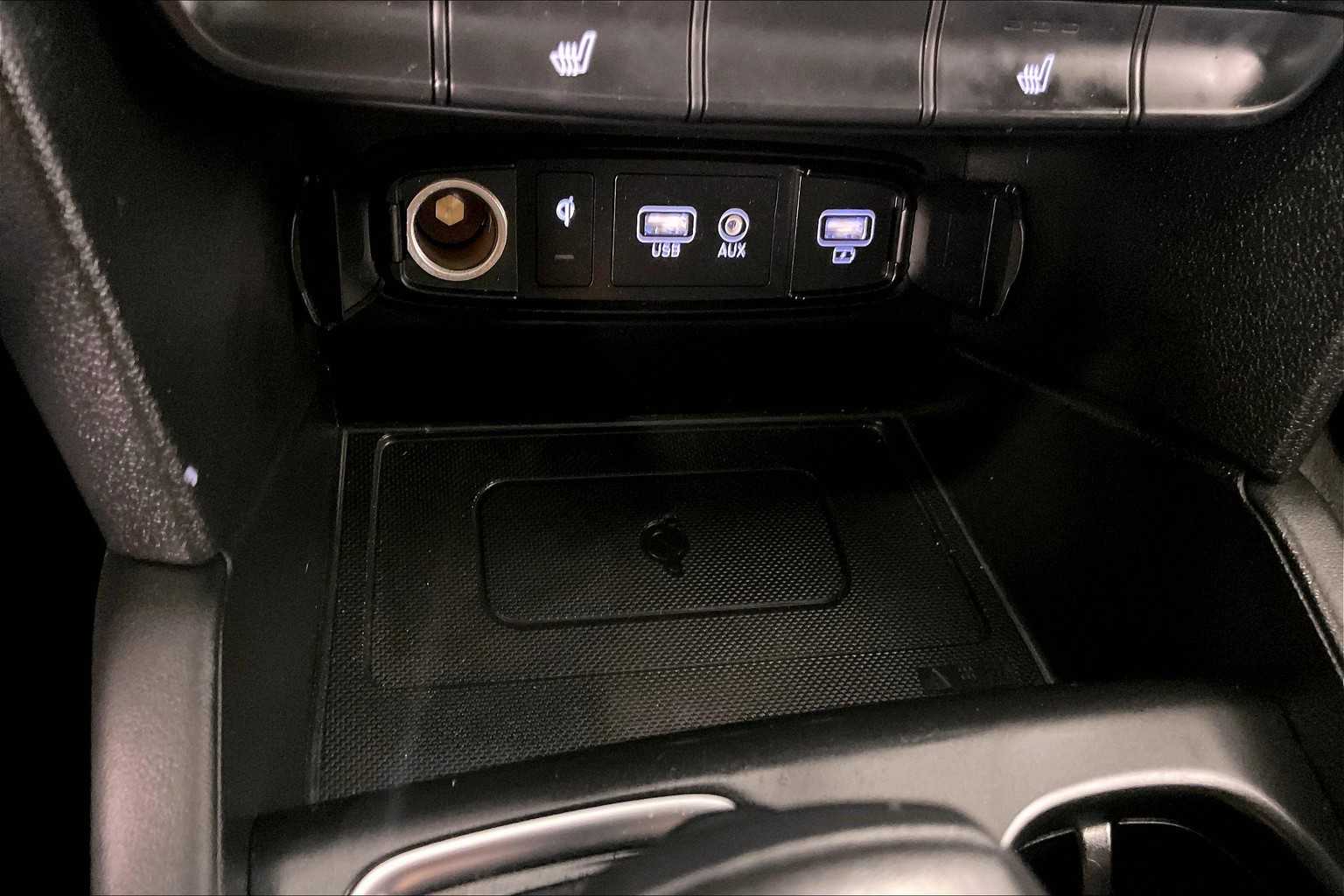 2020 Hyundai Santa Fe SEL - Photo 27