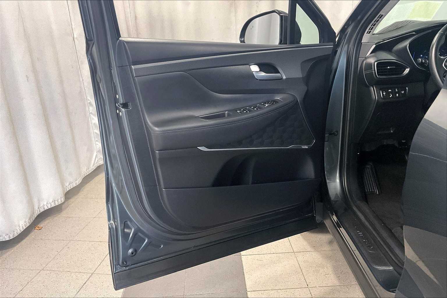 2020 Hyundai Santa Fe SEL - Photo 9