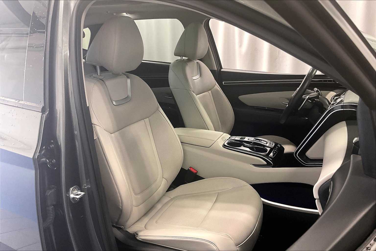 2022 Hyundai Tucson Limited - Photo 11