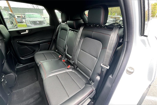 2025 Ford Escape ST-Line - Photo 11