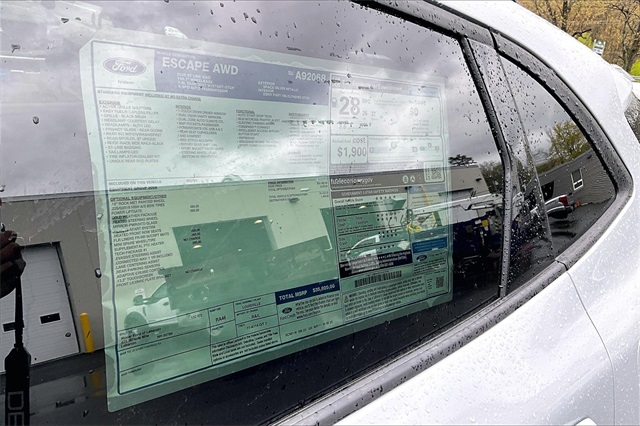 2025 Ford Escape ST-Line - Photo 15