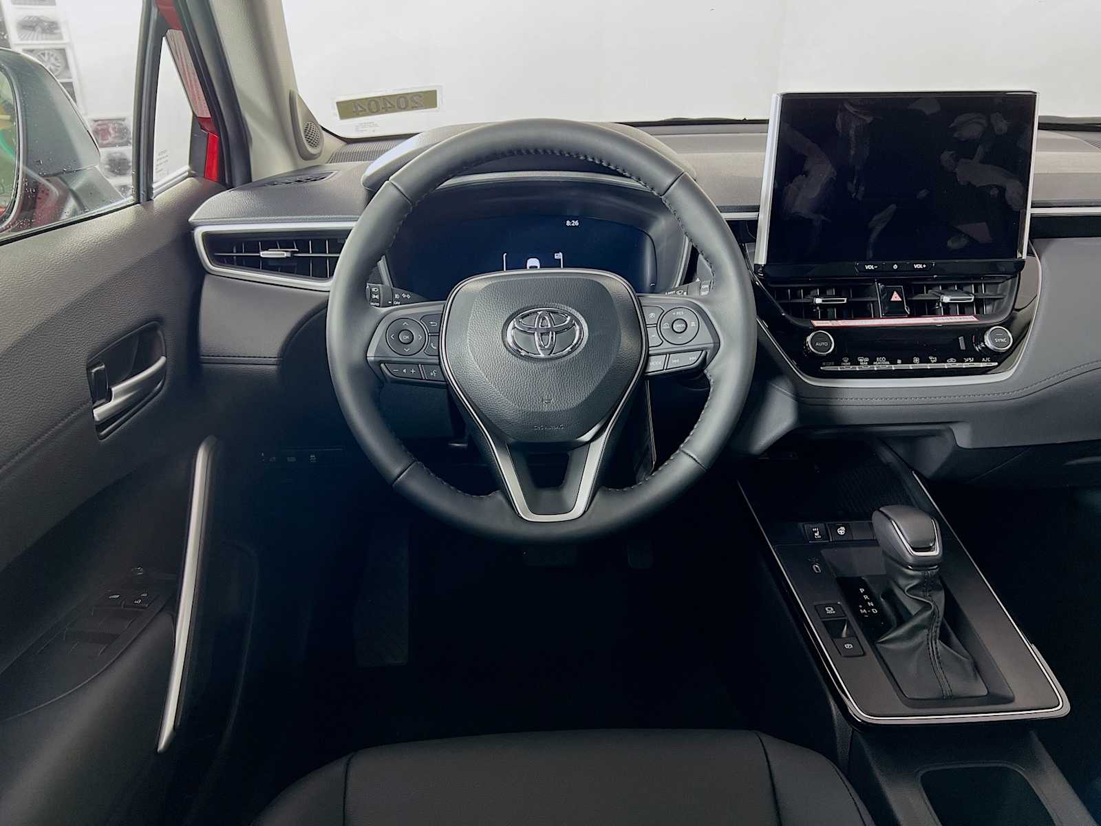 2026 Toyota Corolla Cross XLE - Photo 15
