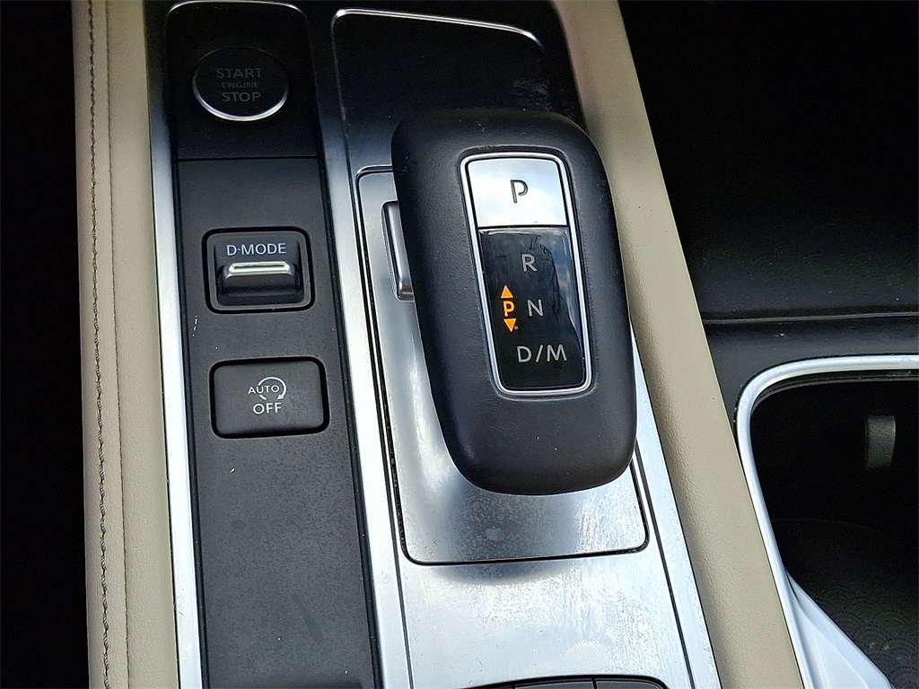 2023 INFINITI QX60 Sensory - Photo 17