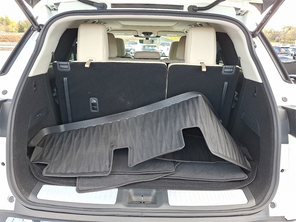 2023 INFINITI QX60 Sensory - Photo 28